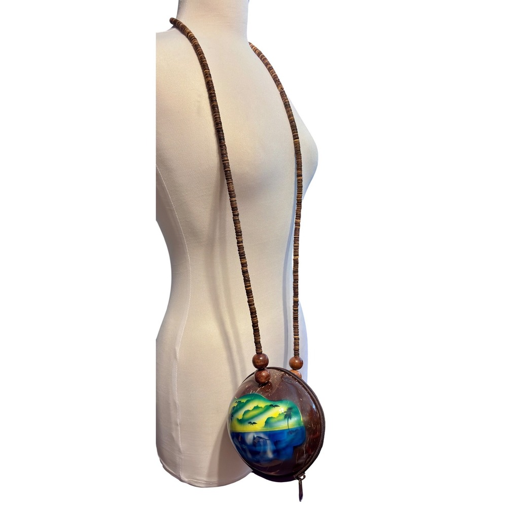 Coconut Shell Crossbody Bag 18" round Brown Painted Tropical Excellent - Picture 3 of 10
